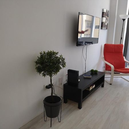 Amplio Estudio,Vista Mar Y Montana, A Pasos Del Centro 托雷莫利诺斯 外观 照片